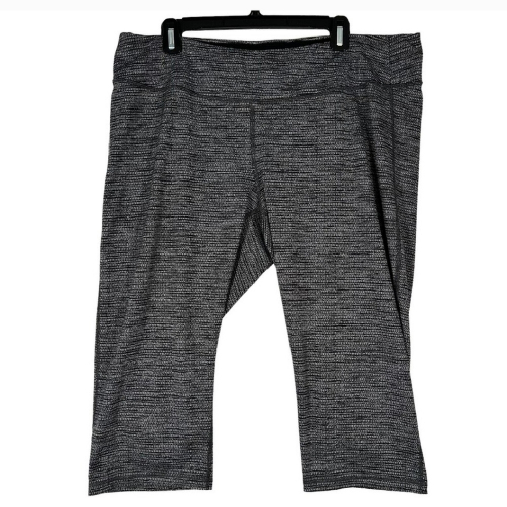 Lucy Athletic Workout Capri Cropped Gray Tweed Print Leggings Plus Size 3X